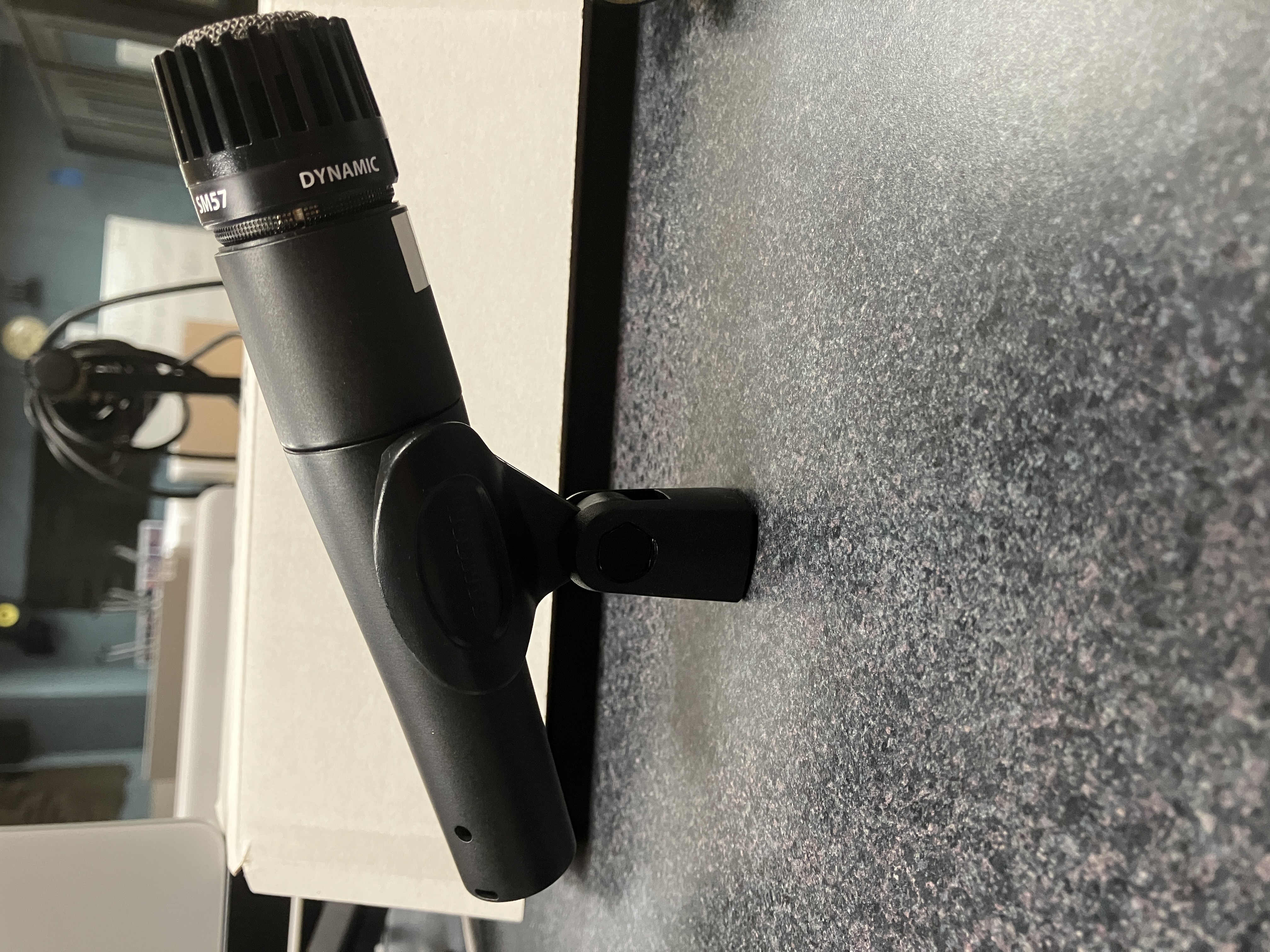 When fit is too tight, the microphone risks popping out due to excess pressure